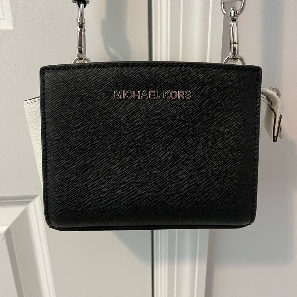 Michael Kors Crossbody Bag